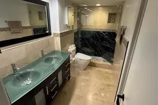 19428 NE 26th Ave, Miami, FL 33180 - Photo 32