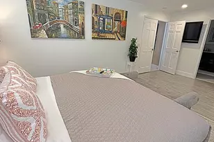 2077 Carambola Rd, West Palm Beach, FL 33406 - Photo 12