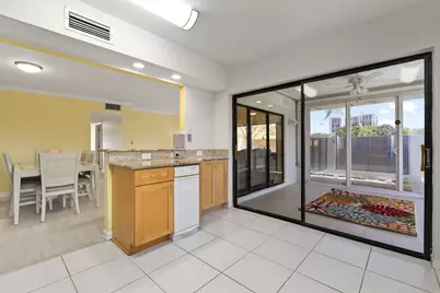 3209 S Lakeview Circle #8-101, Hutchinson Island, FL 34949 - Photo 10