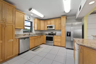 3209 S Lakeview Circle #8-101, Hutchinson Island, FL 34949 - Photo 8