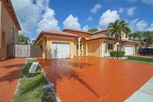 2724 NE 42nd Ave, Homestead, FL 33033 - Photo 8