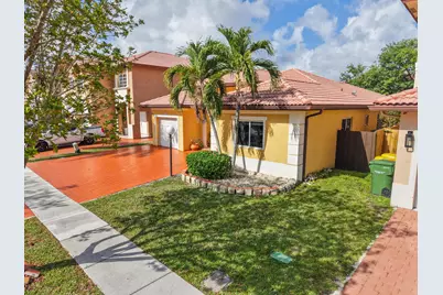 2724 NE 42nd Avenue, Homestead, FL 33033 - Photo 1