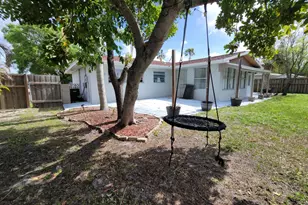 262 NE Floresta Dr, Port Saint Lucie, FL 34983 - Photo 36