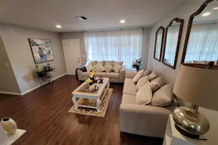 262 NE Floresta Dr, Port Saint Lucie, FL 34983 - Photo 10