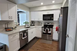 262 NE Floresta Dr, Port Saint Lucie, FL 34983 - Photo 26