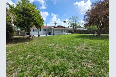 262 NE Floresta Drive, Port Saint Lucie, FL 34983 - Photo 38