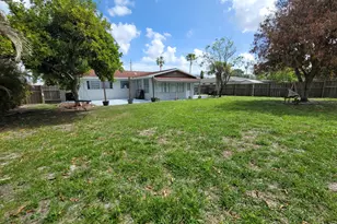 262 NE Floresta Dr, Port Saint Lucie, FL 34983 - Photo 38