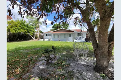 262 NE Floresta Drive, Port Saint Lucie, FL 34983 - Photo 38
