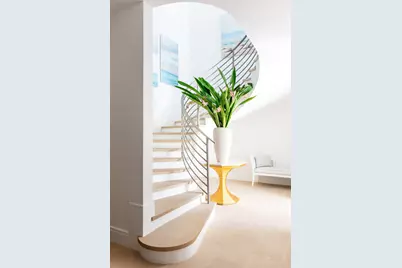 5 Via Flagler, Palm Beach, FL 33480 - Photo 2