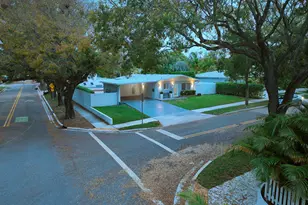 747 Avon Rd, West Palm Beach, FL 33401 - Photo 2