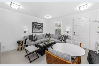 134 Peruvian Avenue #104, Palm Beach, FL 33480 - Photo 6