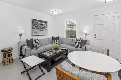 134 Peruvian Avenue #104, Palm Beach, FL 33480 - Photo 10