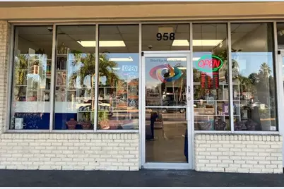 958 Northlake Boulevard, Lake Park, FL  - Photo 2