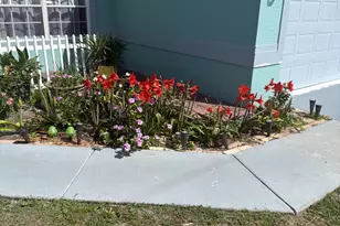 2541 SE Rock Springs Dr, Port Saint Lucie, FL 34952 - Photo 4