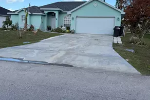 2541 SE Rock Springs Dr, Port Saint Lucie, FL 34952 - Photo 1