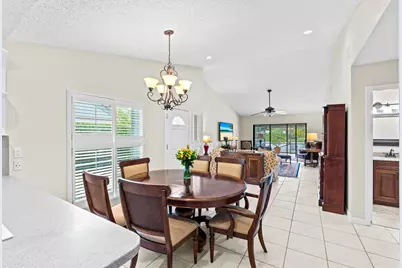 9722 Erica Court, Boca Raton, FL 33496 - Photo 12