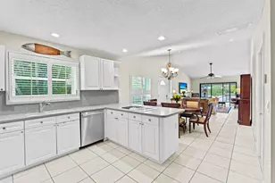 9722 Erica Ct, Boca Raton, FL 33496 - Photo 8