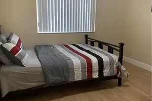 858 NW 92nd Ave, Plantation, FL 33324 - Photo 12