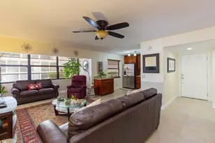154 Capri, Delray Beach, FL 33484 - Photo 10