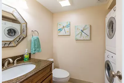 154 Capri #D, Delray Beach, FL 33484 - Photo 8