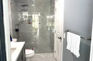 1401 NW 75th Terrace, Plantation, FL 33313 - Photo 10