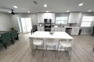 1401 NW 75th Terrace, Plantation, FL 33313 - Photo 10