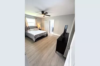 1401 NW 75th Terrace, Plantation, FL 33313 - Photo 16