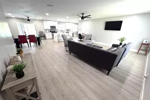 1401 NW 75th Terrace, Plantation, FL 33313 - Photo 4