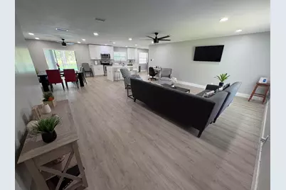 1401 NW 75th Terrace, Plantation, FL 33313 - Photo 4