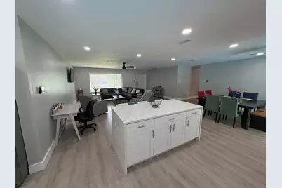 1401 NW 75th Terrace, Plantation, FL 33313 - Photo 8