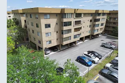 8030 Hampton Boulevard #404, North Lauderdale, FL 33068 - Photo 1