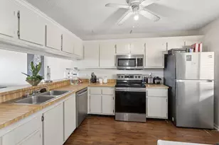 8030 Hampton Blvd, North Lauderdale, FL 33068 - Photo 4