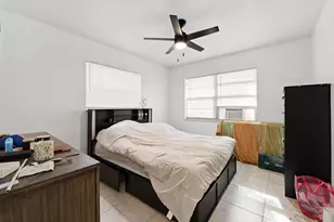 9350 Sun Ct, West Palm Beach, FL 33403 - Photo 14