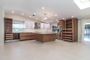 4126 Birchwood Dr, Boca Raton, FL 33487 - Photo 14