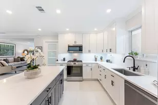 807 SE 11th Ct, Fort Lauderdale, FL 33316 - Photo 8