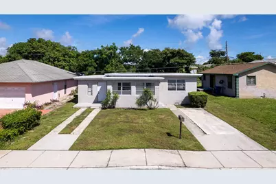 1340 W 33rd Street, West Palm Beach, FL 33404 - Photo 2