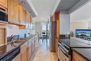 2881 NE 33rd Ct, Fort Lauderdale, FL 33306 - Photo 2