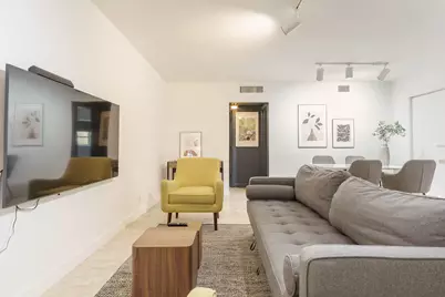 2404 NE 33rd Avenue #4, Fort Lauderdale, FL 33305 - Photo 4