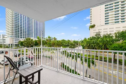 95 N Birch Road #304, Fort Lauderdale, FL 33304 - Photo 1