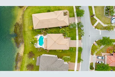 707 NW Leonardo Circle, Port Saint Lucie, FL 34986 - Photo 4