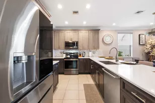 707 NW Leonardo Cir, Port Saint Lucie, FL 34986 - Photo 14