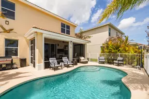 707 NW Leonardo Cir, Port Saint Lucie, FL 34986 - Photo 16