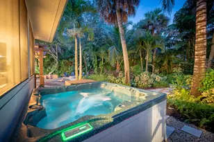 547 SW Riverview St, Stuart, FL 34994 - Photo 8