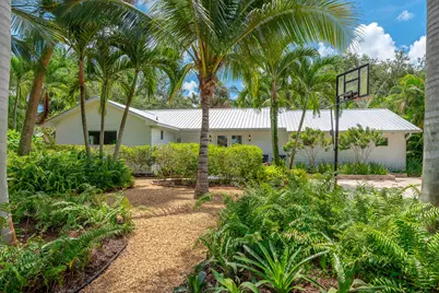 547 SW Riverview Street, Stuart, FL 34994 - Photo 22