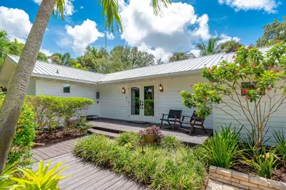 547 SW Riverview Street, Stuart, FL 34994 - Photo 24