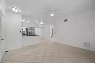 6475 Emerald Dunes Dr, West Palm Beach, FL 33411 - Photo 8