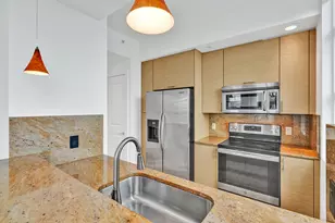 315 NE 3rd Ave, Fort Lauderdale, FL 33301 - Photo 10