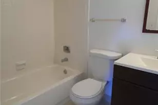 789 NW 103rd Terrace, Pembroke Pines, FL 33026 - Photo 10