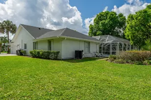 15575 Woodmar Ct, Wellington, FL 33414 - Photo 48