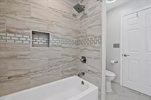 15575 Woodmar Ct, Wellington, FL 33414 - Photo 36